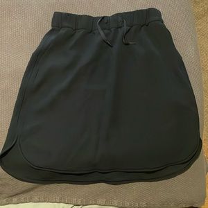Lululemon On The Fly Mid-Rise Skirt
